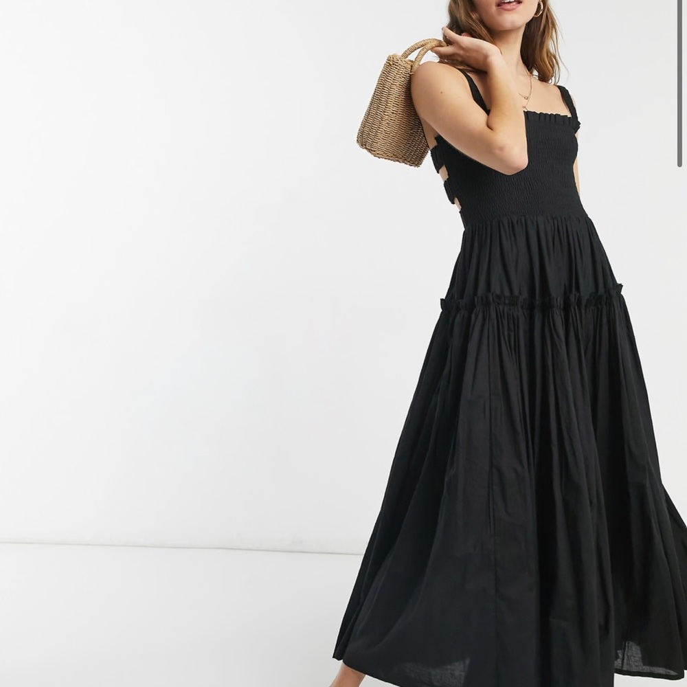 Elegant Black Maxi Dress